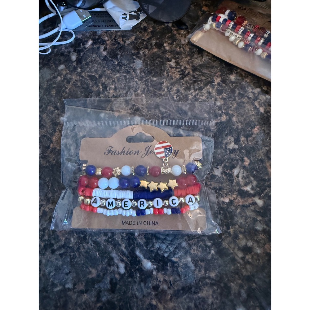 Patriotic‎ America Beaded Bracelet Set Red White Blue Star Charm 4th of July 5pc